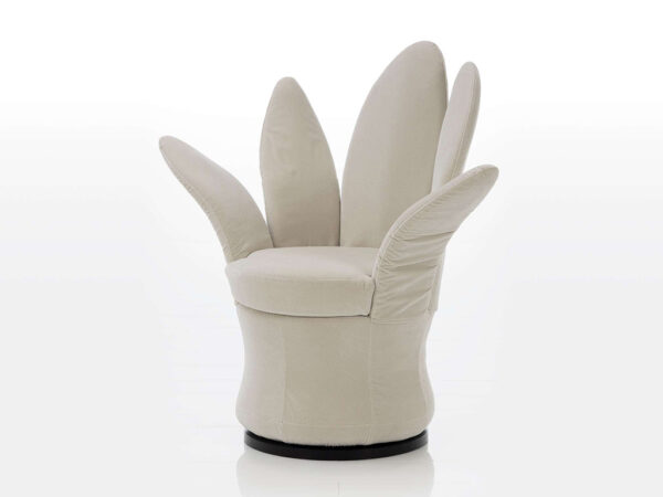 lemon_blossom-2 Geöffnete Hand: Sessel bei bios affair Frankfurt